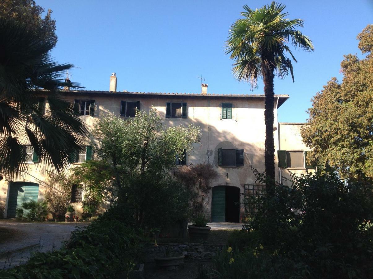 Villa Di Campagna Santa Giulia Carbonifera Exterior foto